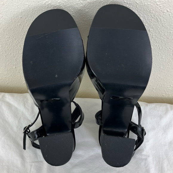 HOT TOPIC Cherry Patent Black 5” Platform Heels Womens Size 10 - Picture 7 of 8